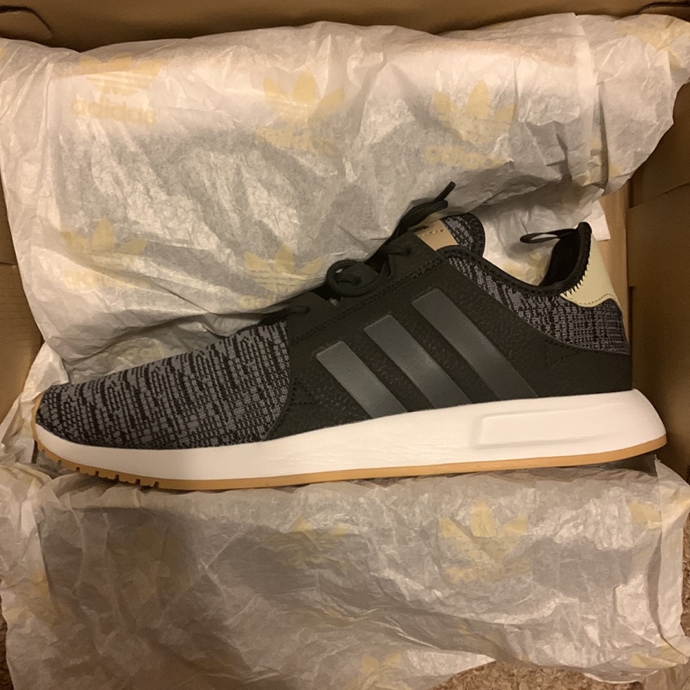 ADIDAS XPLR